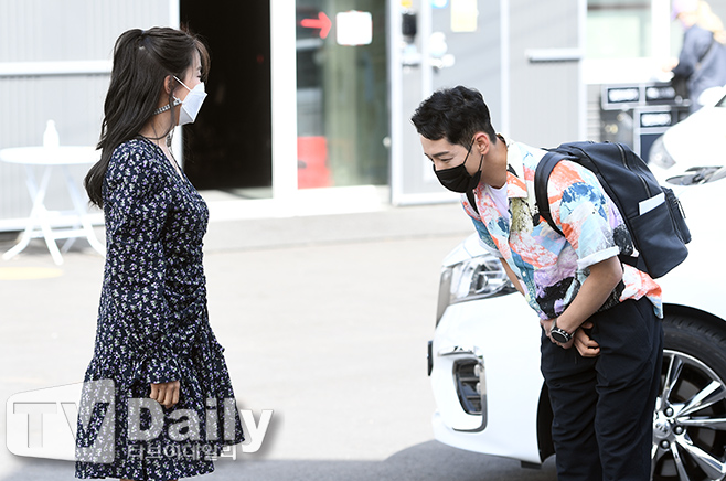 ƼºêÀ̵¥Àϸ® Æ÷Åä