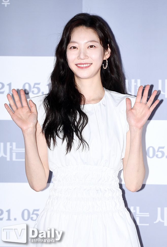 ƼºêÀ̵¥Àϸ® Æ÷Åä