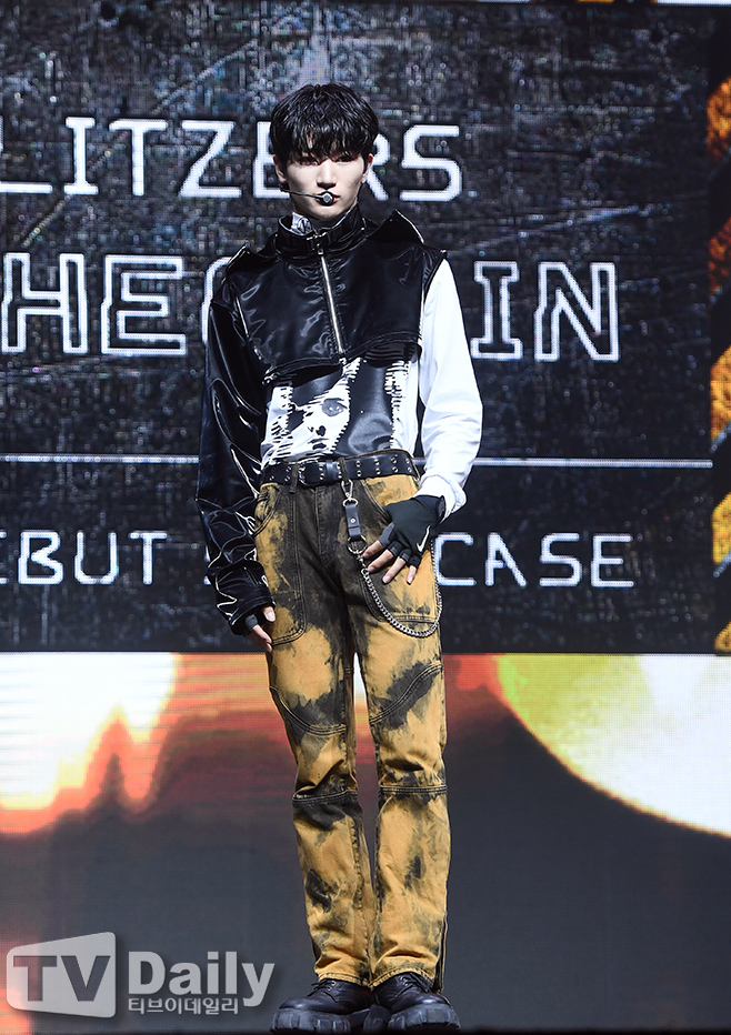 ƼºêÀ̵¥Àϸ® Æ÷Åä