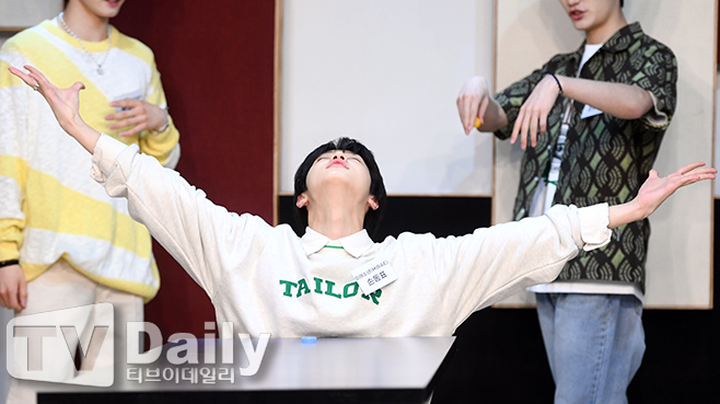 Ƽ���̵��ϸ� ����