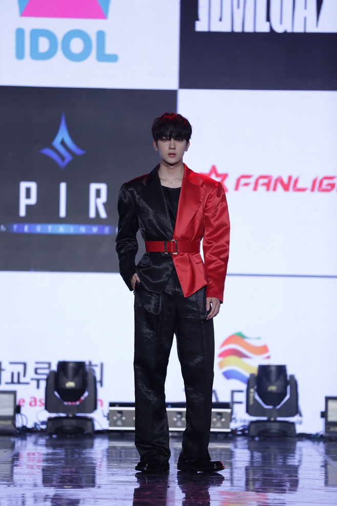 ���ް�����