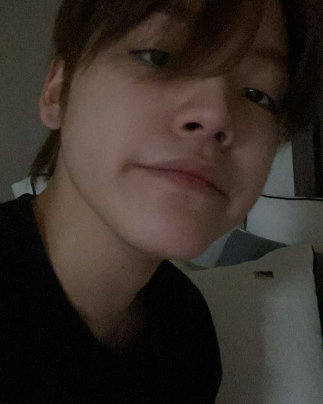 뿤