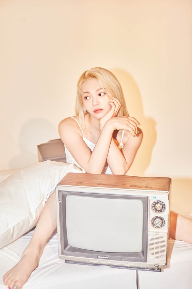 ˷
