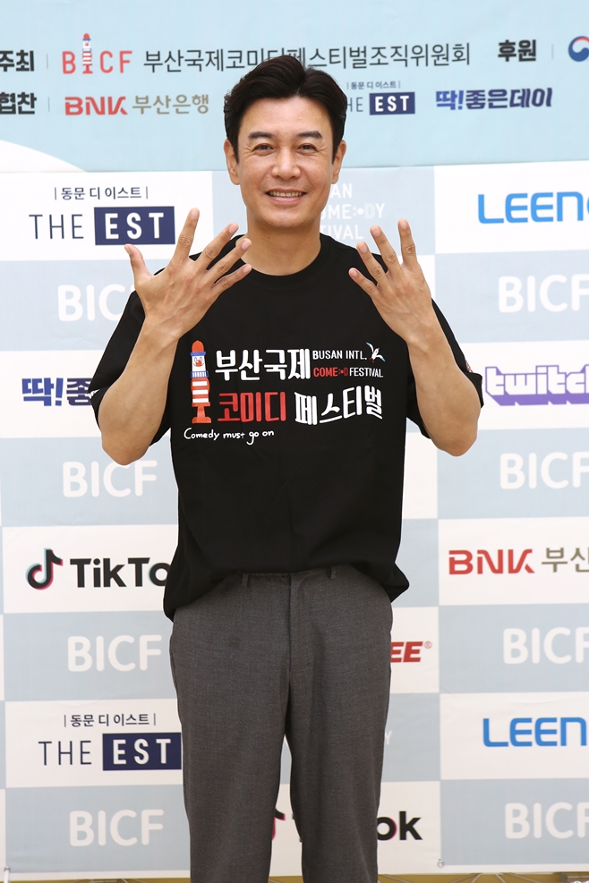 �λ걹���ڹ̵��佺Ƽ�� ����� �̻�