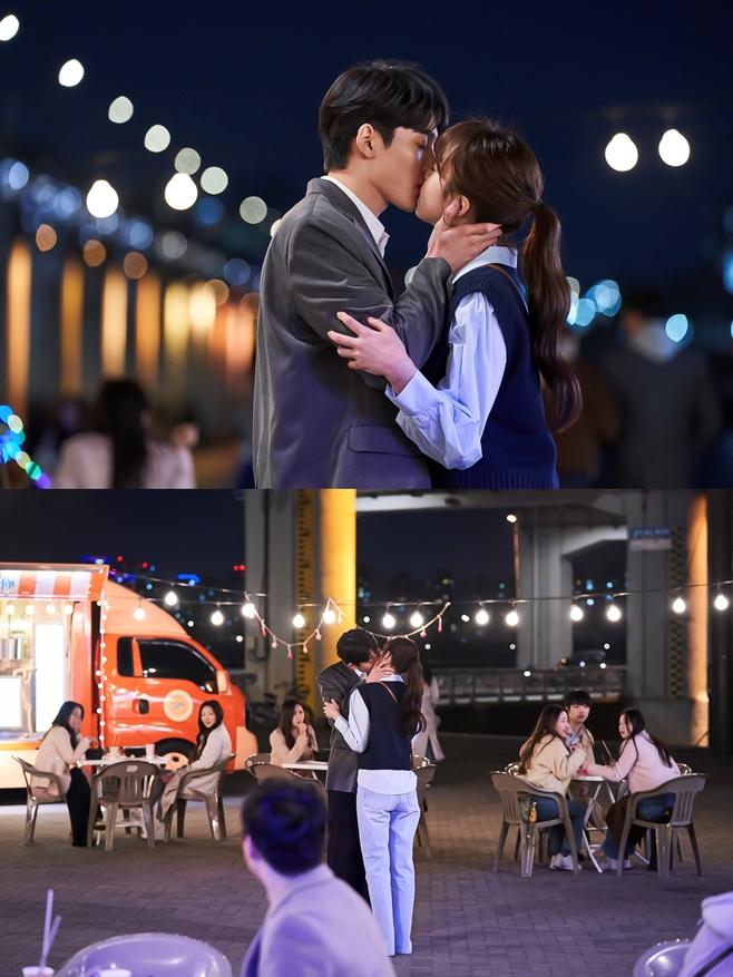 ����� �Ƹ��ٿ�