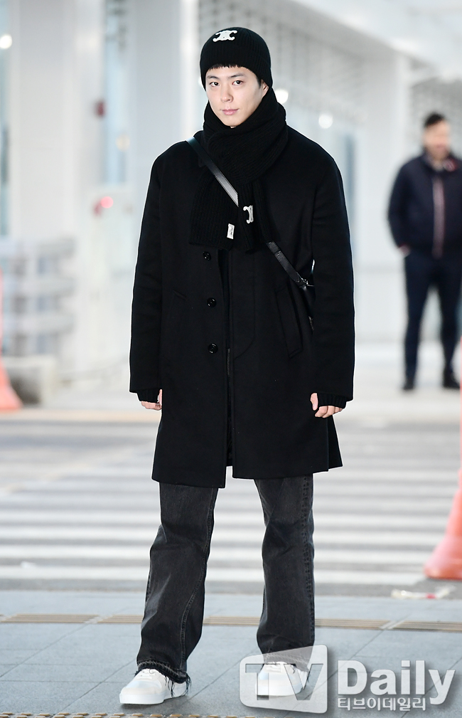 ƼºêÀ̵¥Àϸ® Æ÷Åä