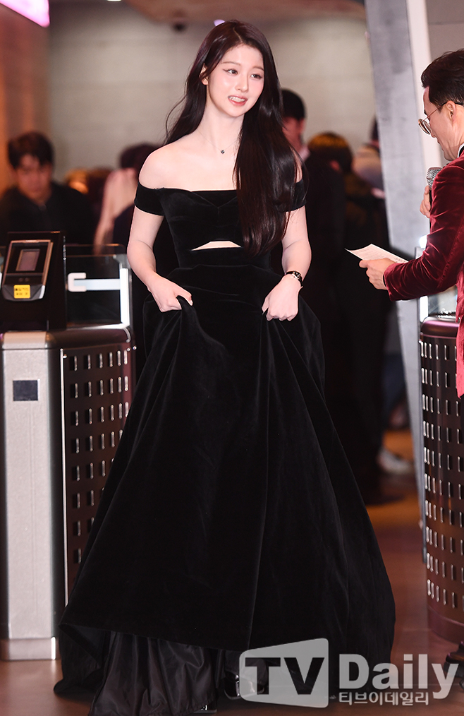 ƼºêÀ̵¥Àϸ® Æ÷Åä