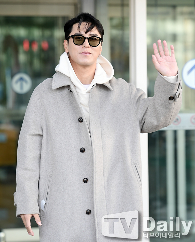 ƼºêÀ̵¥Àϸ® Æ÷Åä