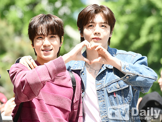 ƼºêÀ̵¥Àϸ® Æ÷Åä