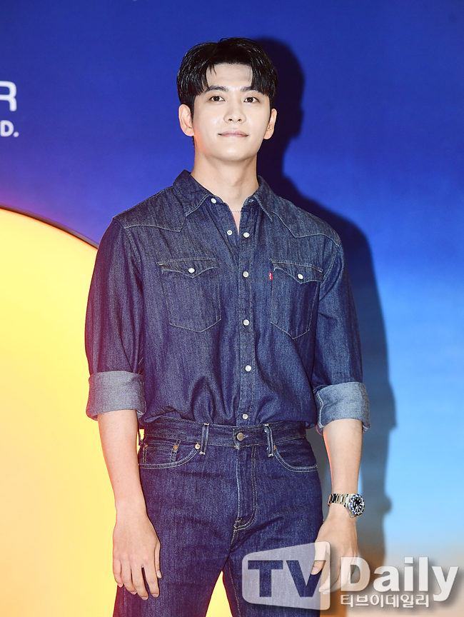 ƼºêÀ̵¥Àϸ® Æ÷Åä