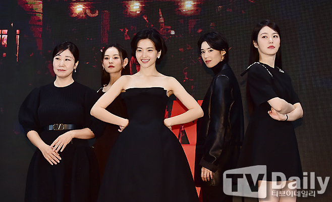 ƼºêÀ̵¥Àϸ® Æ÷Åä