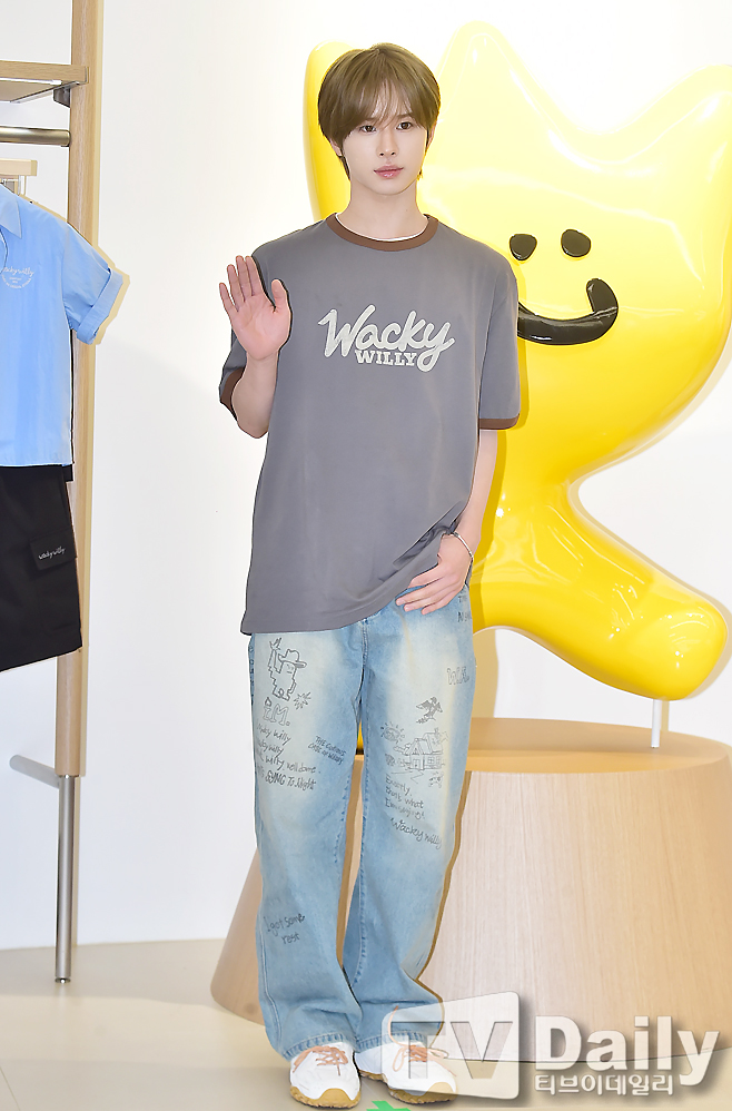 ƼºêÀ̵¥Àϸ® Æ÷Åä