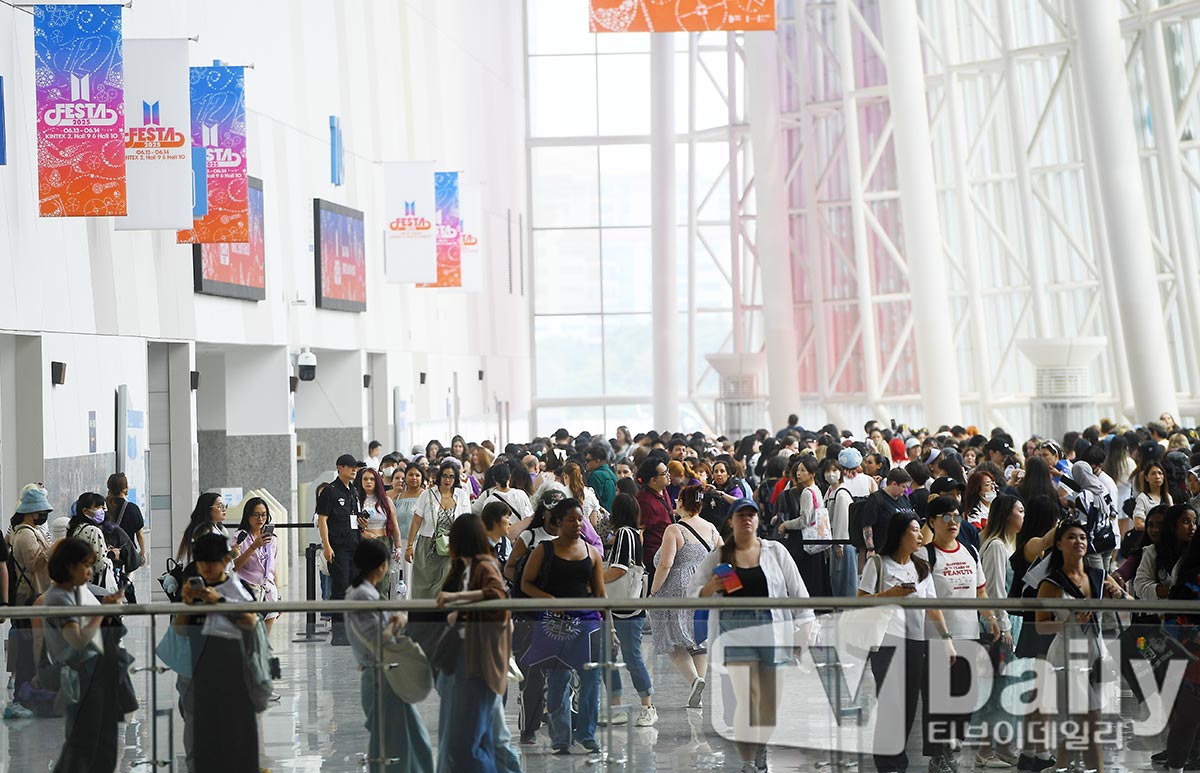 ƼºêÀ̵¥Àϸ® Æ÷Åä