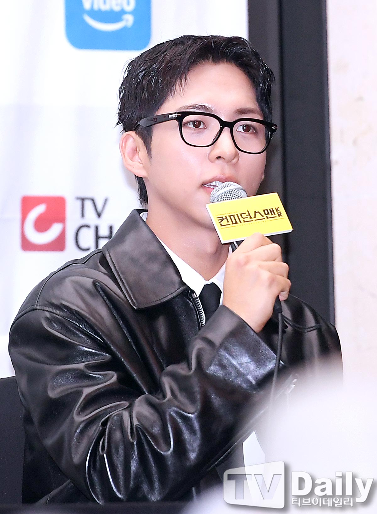 ƼºêÀ̵¥Àϸ® Æ÷Åä