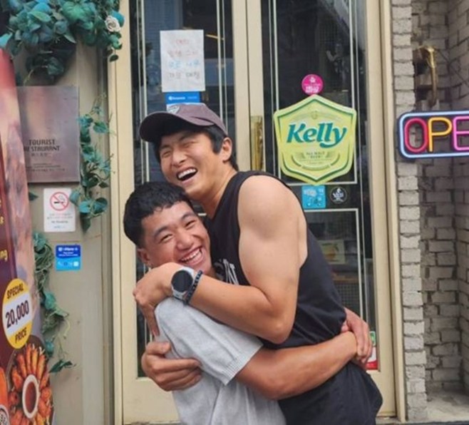 ƼºêÀ̵¥Àϸ® Æ÷Åä