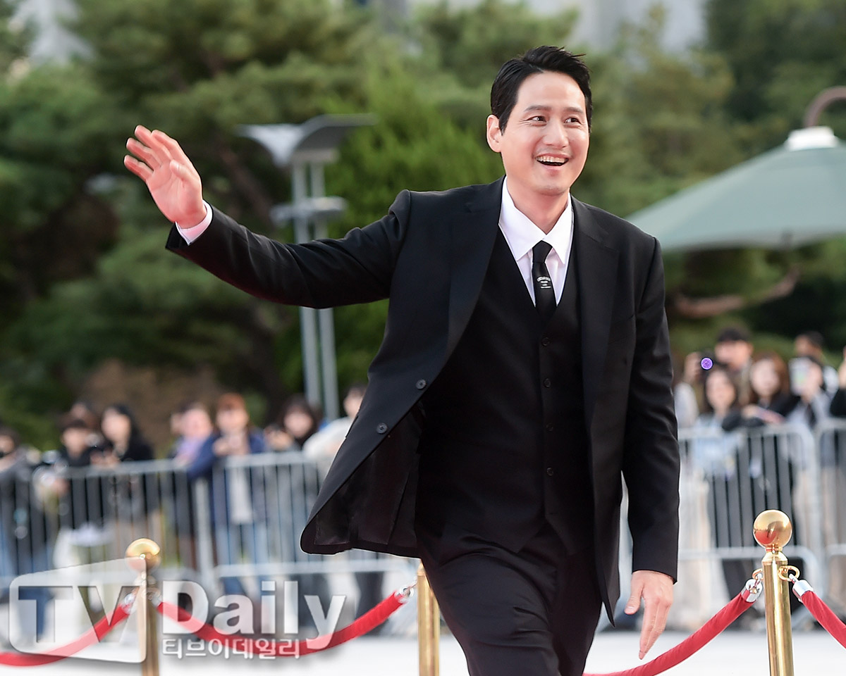 ƼºêÀ̵¥Àϸ® Æ÷Åä