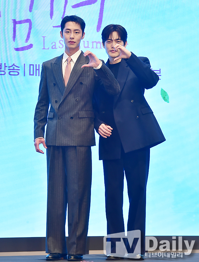 ƼºêÀ̵¥Àϸ® Æ÷Åä