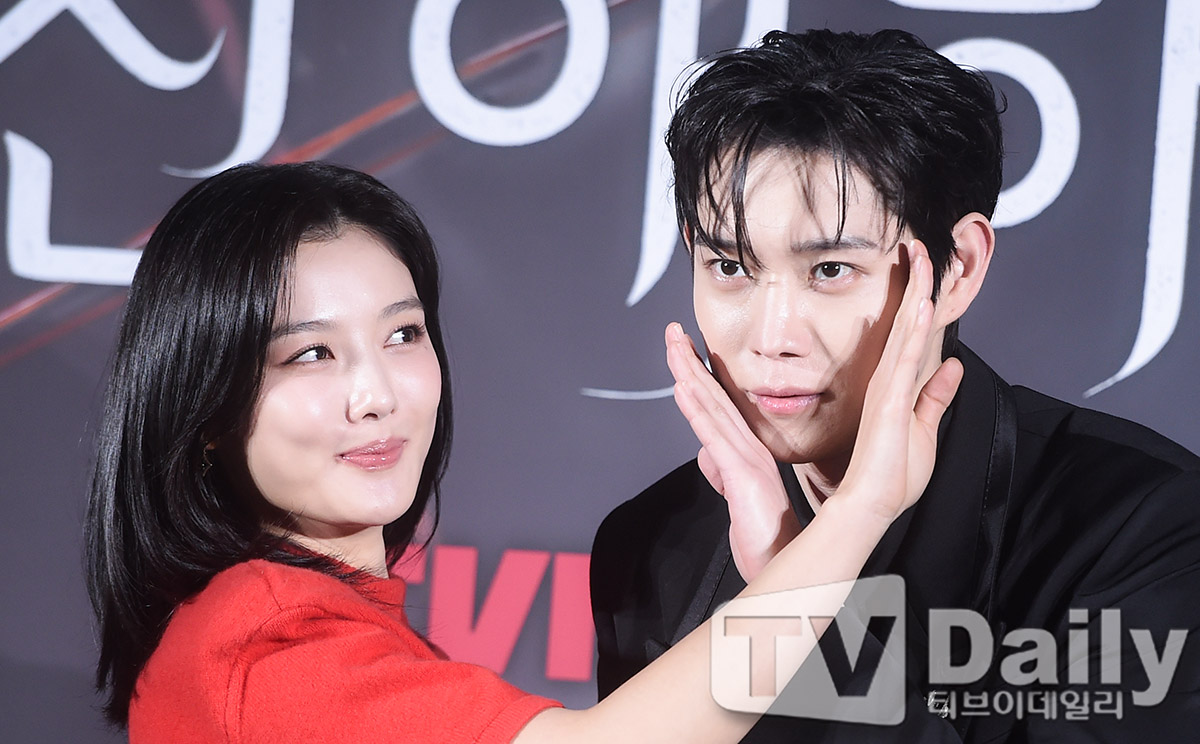 ƼºêÀ̵¥Àϸ® Æ÷Åä