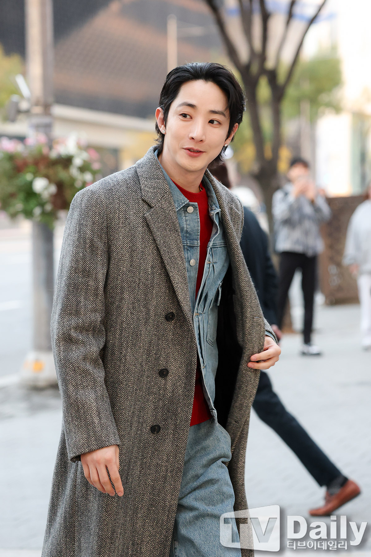 ƼºêÀ̵¥Àϸ® Æ÷Åä