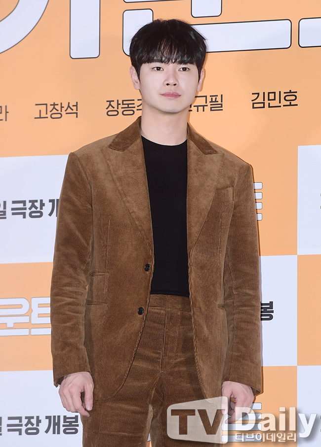 ƼºêÀ̵¥Àϸ® Æ÷Åä