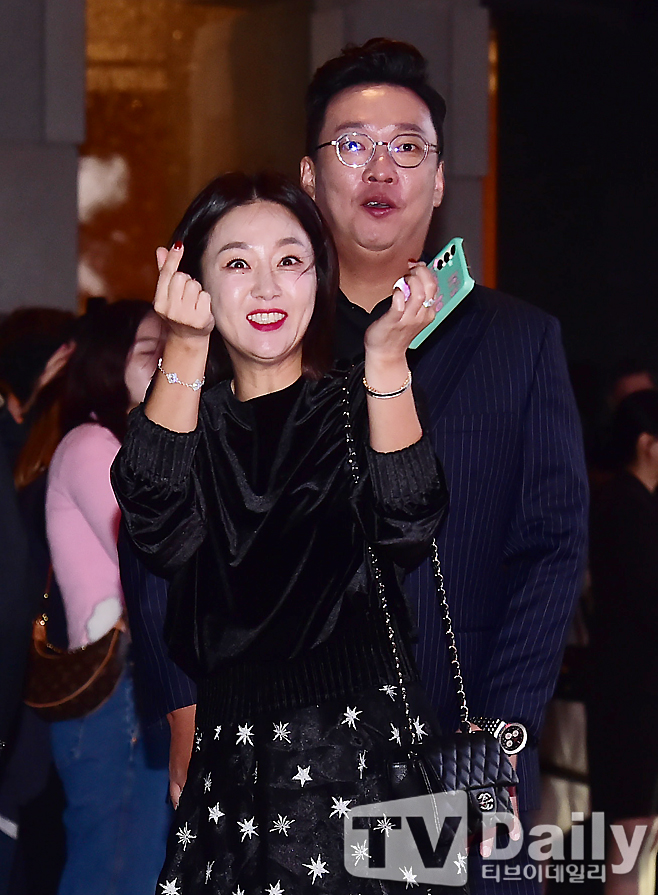 ƼºêÀ̵¥Àϸ® Æ÷Åä