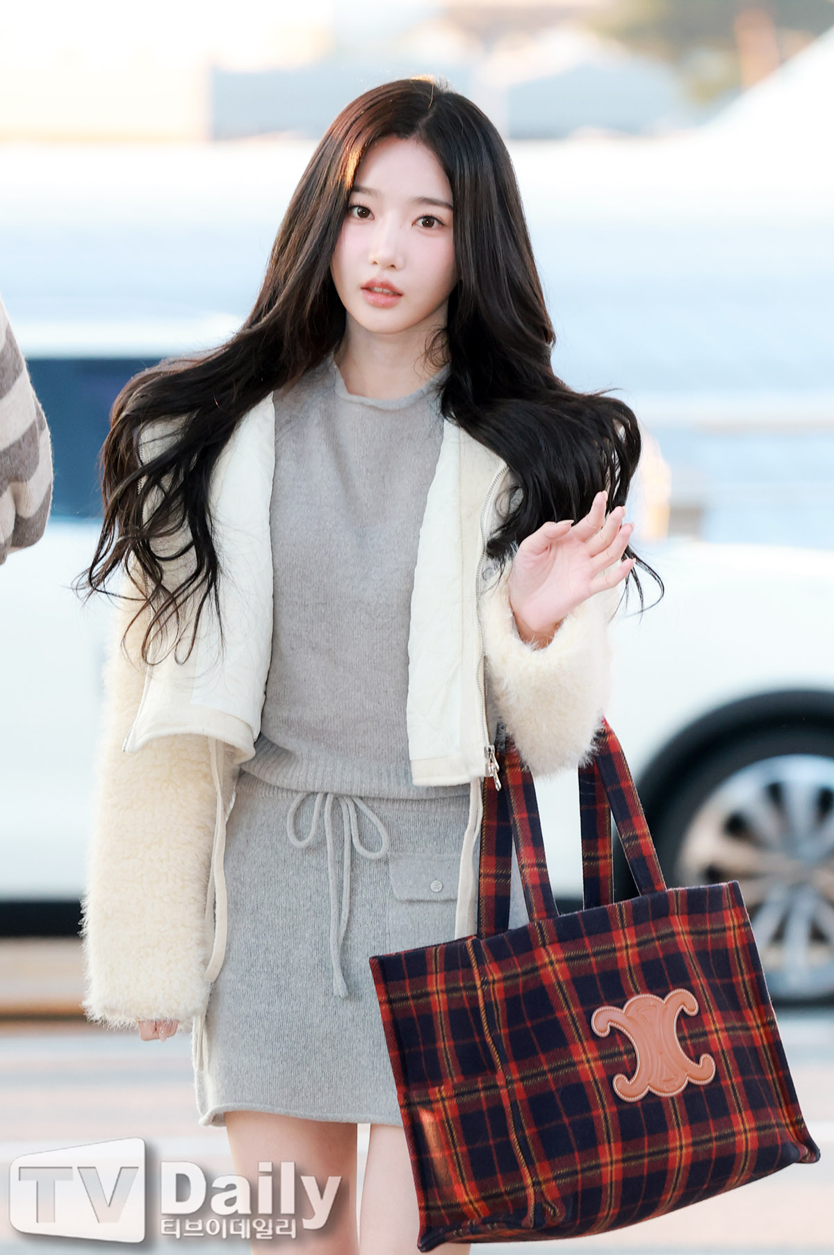 ƼºêÀ̵¥Àϸ® Æ÷Åä