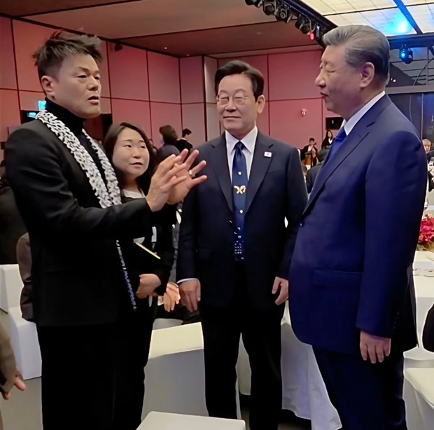 ¹ÚÁø¿µ ´ëÁß¹®È±³·ùÀ§¿øÈ¸ À§¿øÀå, ÀÌÀç¸í ´ëÅë·É, ½ÃÁøÇÎ Áß±¹ ±¹°¡ÁÖ¼®