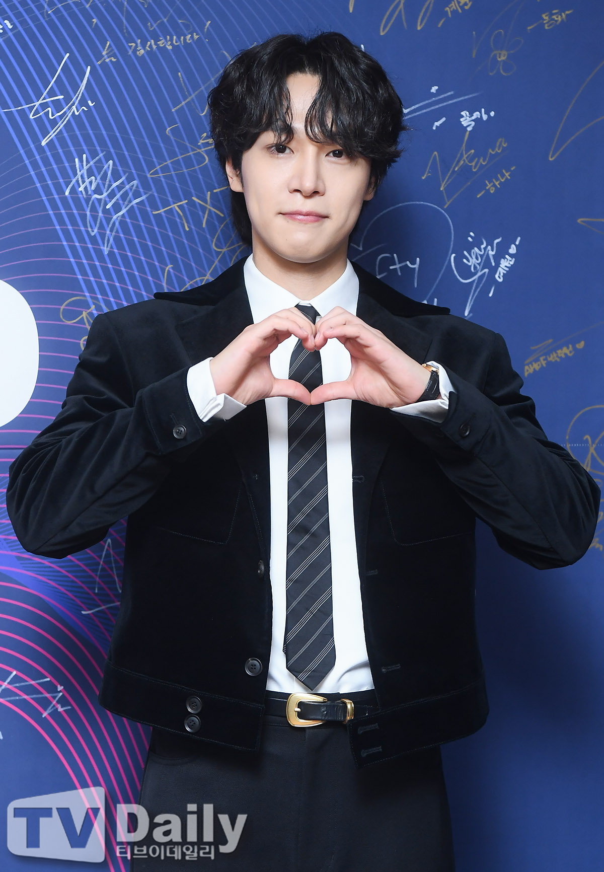 ƼºêÀ̵¥Àϸ® Æ÷Åä