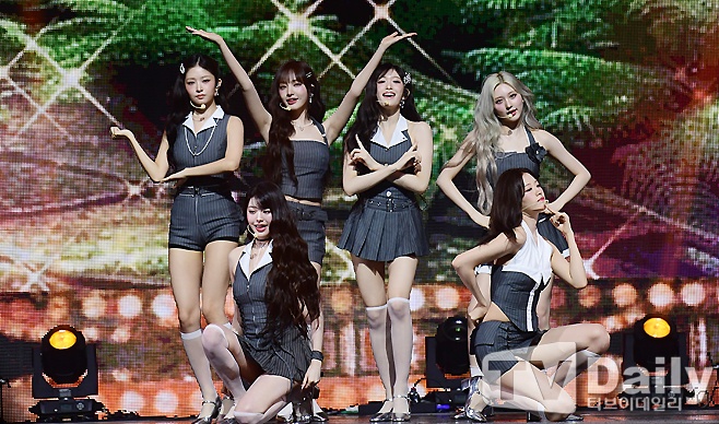 ƼºêÀ̵¥Àϸ® Æ÷Åä