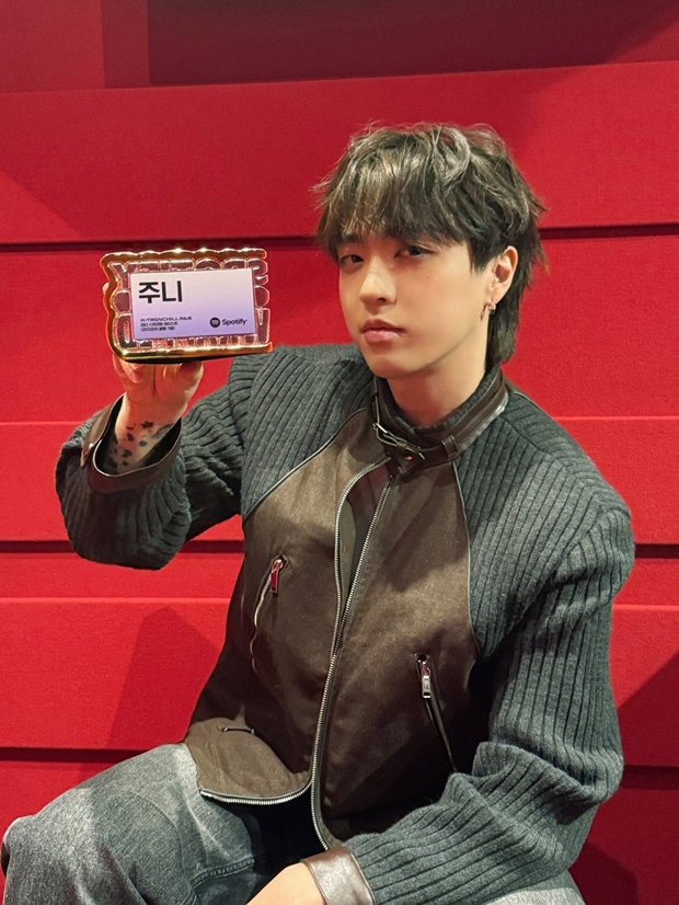 ƼºêÀ̵¥Àϸ® Æ÷Åä