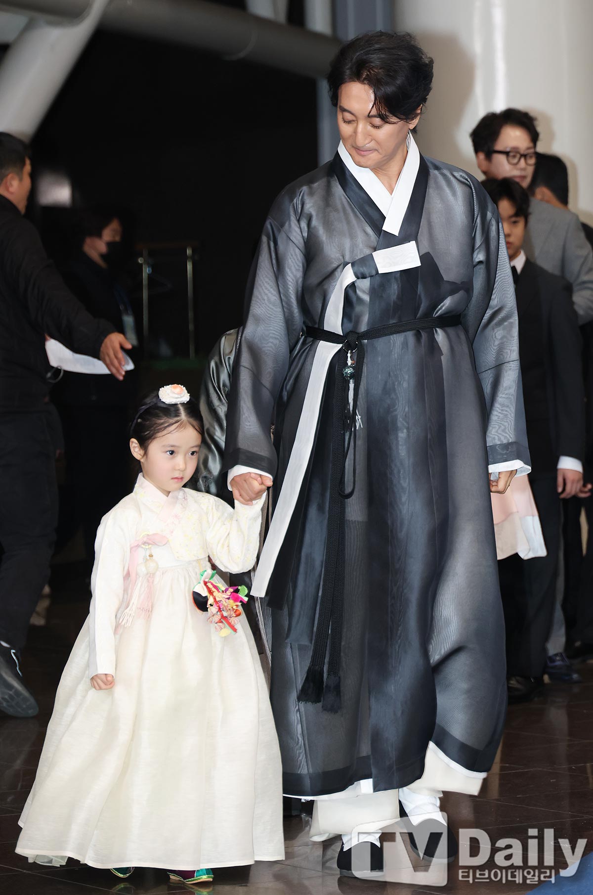 ƼºêÀ̵¥Àϸ® Æ÷Åä