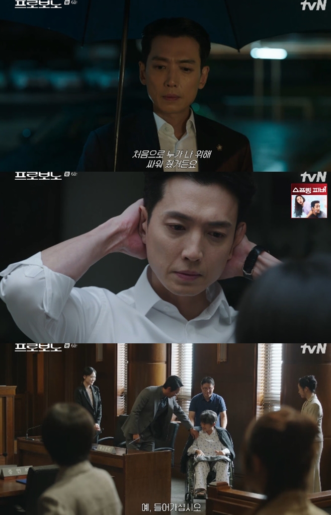 ���κ���