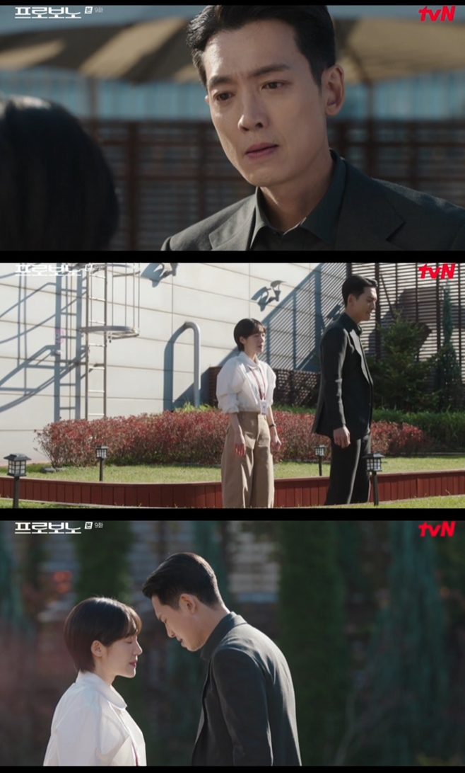 ���κ���