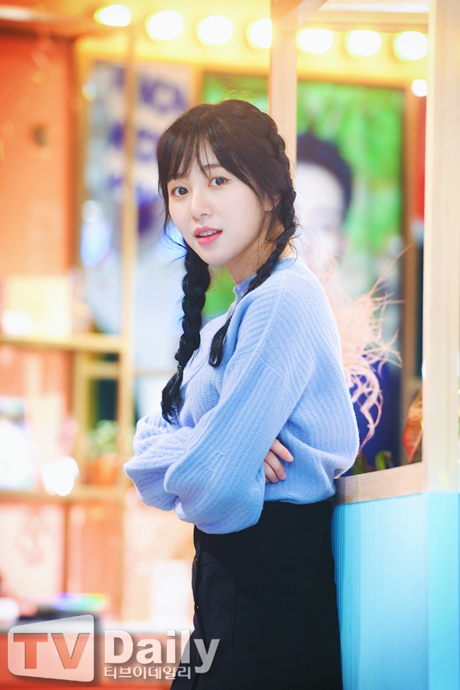 AOA ��� �ǹξ�