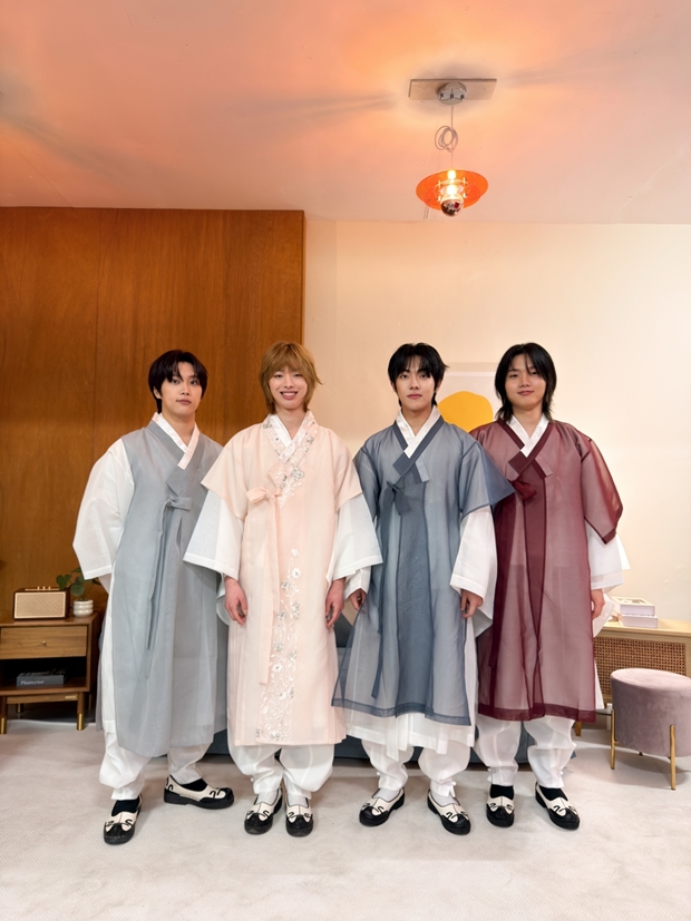 ƼºêÀ̵¥Àϸ® Æ÷Åä