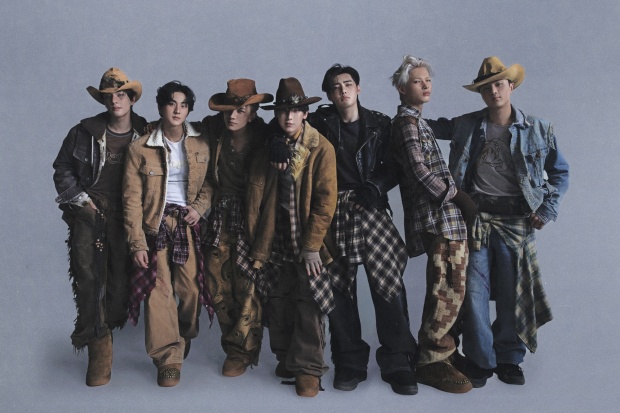 ��������