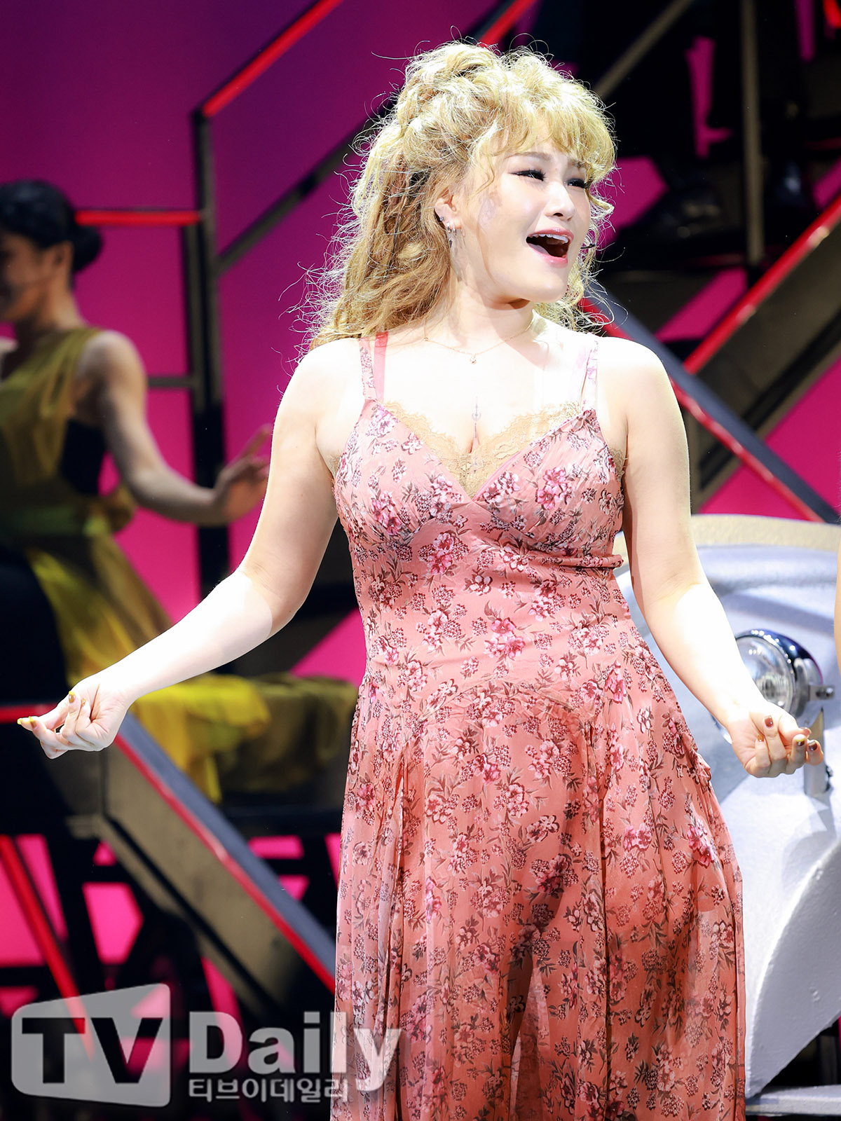 ƼºêÀ̵¥Àϸ® Æ÷Åä