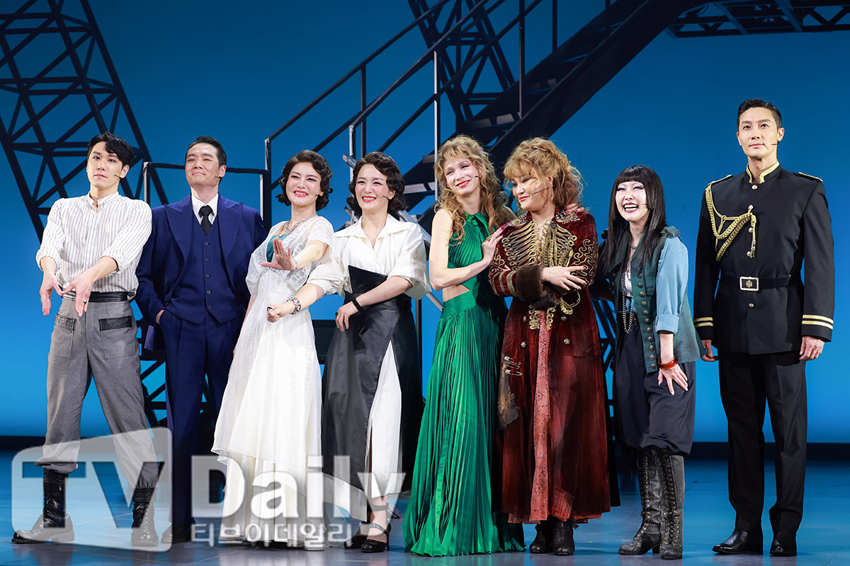 ƼºêÀ̵¥Àϸ® Æ÷Åä