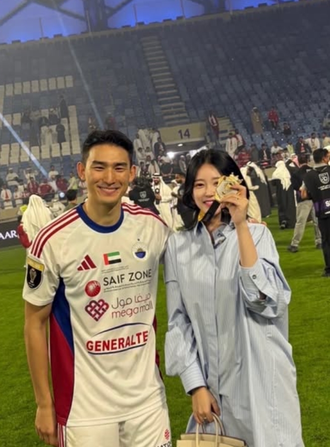 ¾Æ¶ø¿¡¹Ì¸®Æ® µÎ¹ÙÀÌ¿¡ °ÅÁÖ ÁßÀÎ Ã౸¼±¼ö Á¶À¯¹Î, ¼Ò¿¬ ºÎºÎ