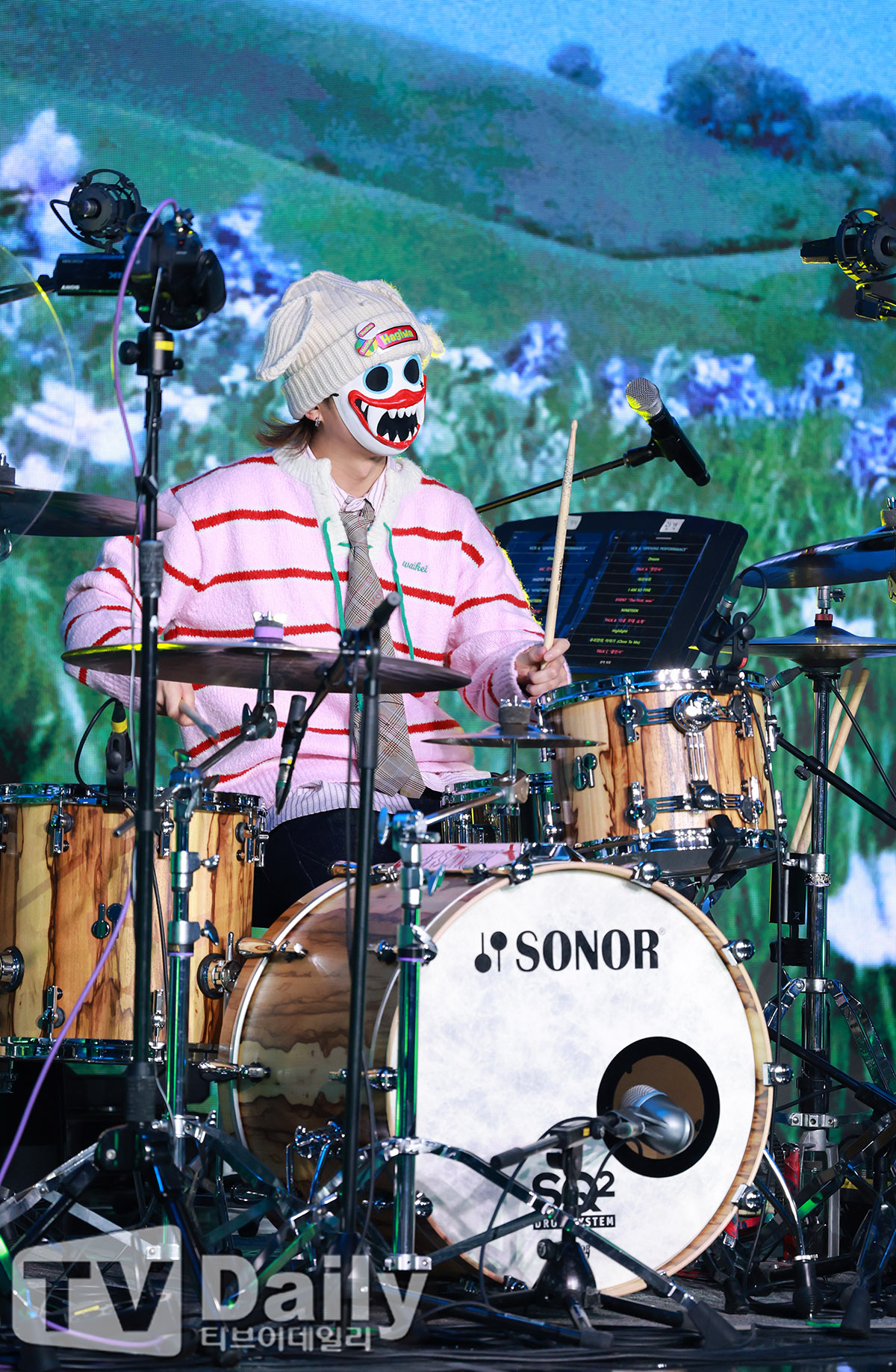 ƼºêÀ̵¥Àϸ® Æ÷Åä