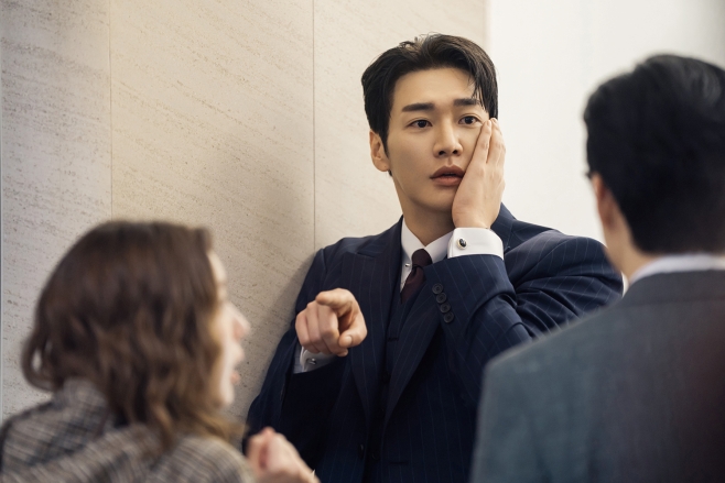 배우 김영광