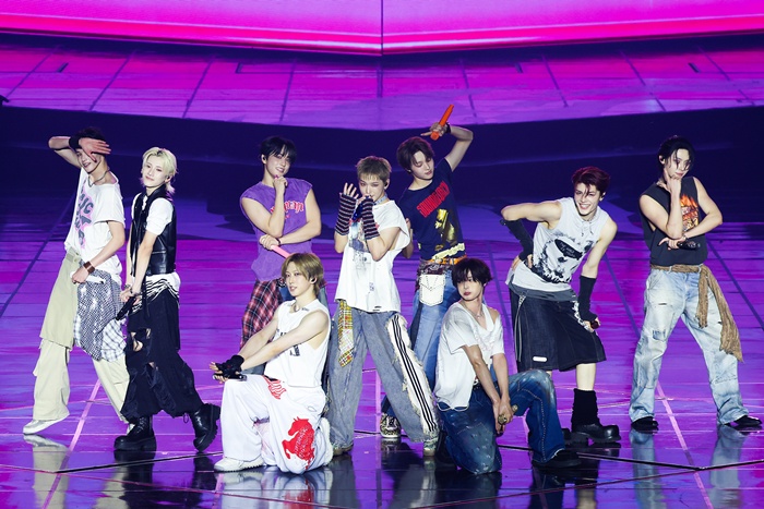그룹 앤팀(&TEAM)