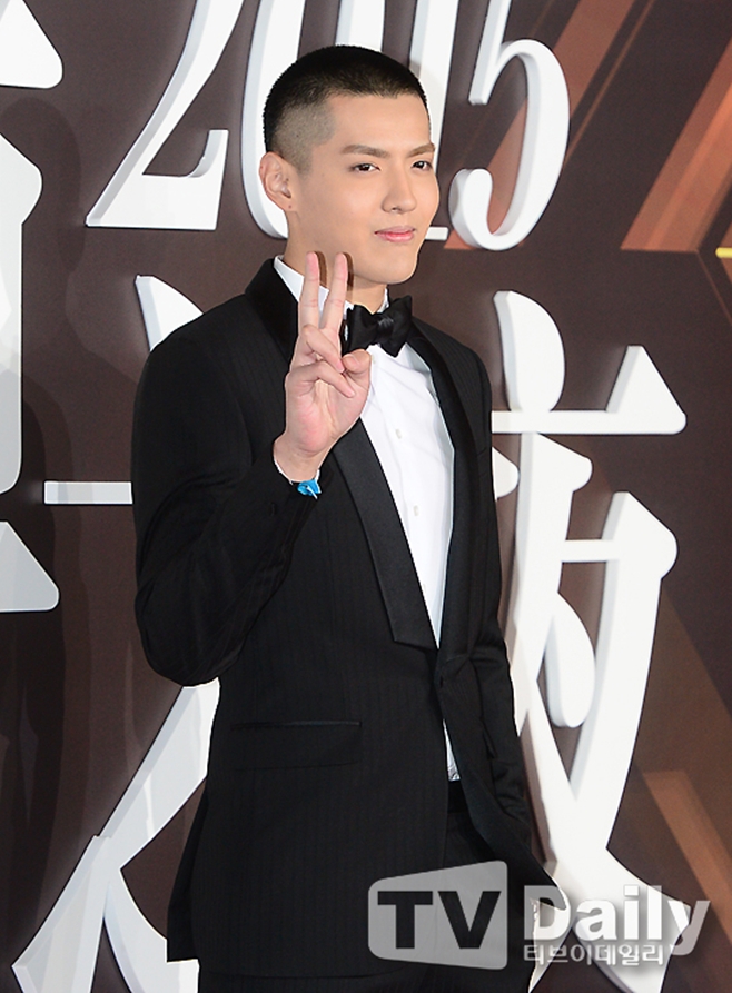 엑소 출신 크리스