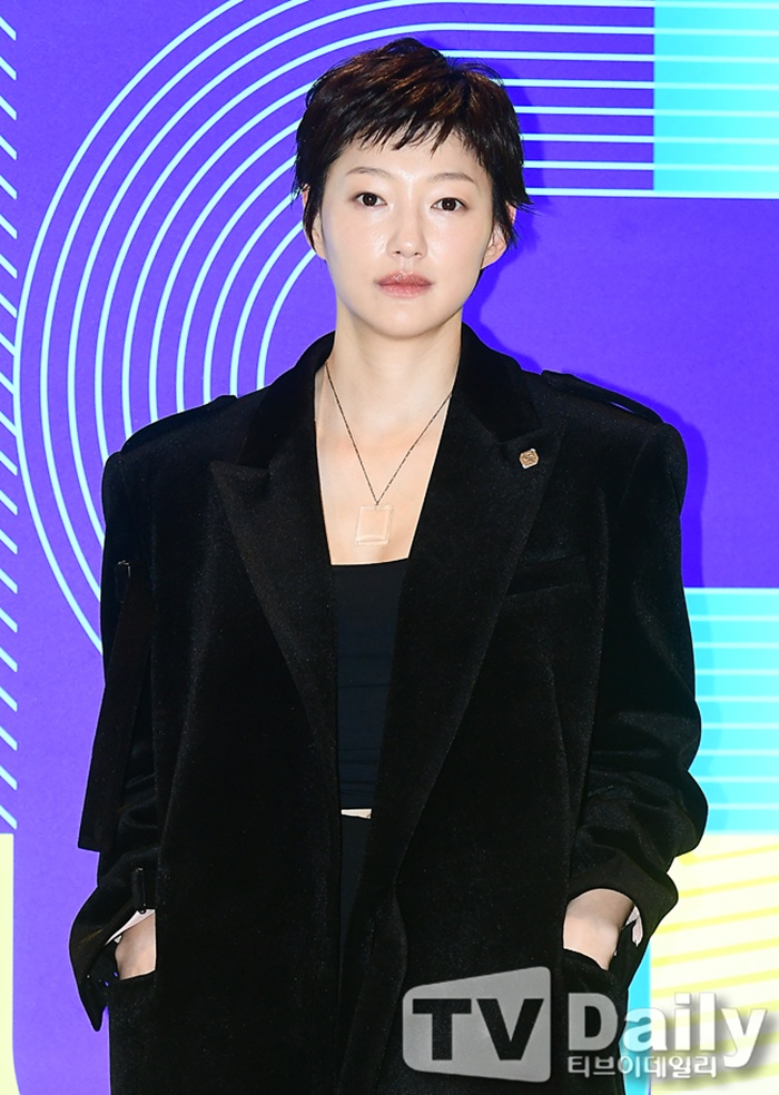 배우 이엘