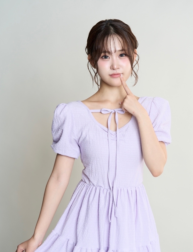 김다현