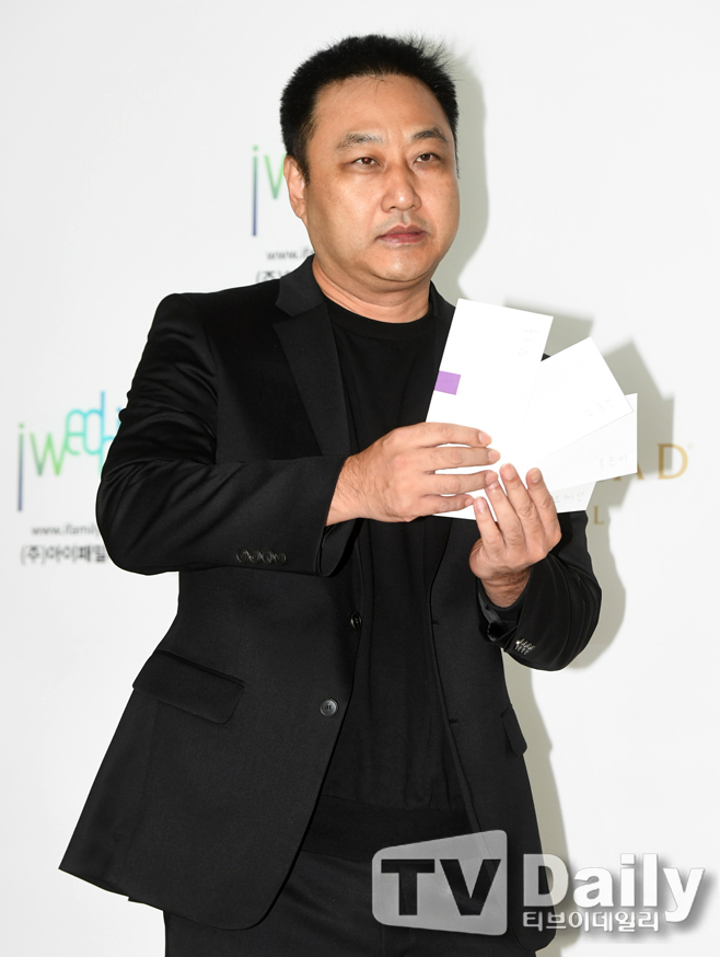 김수용