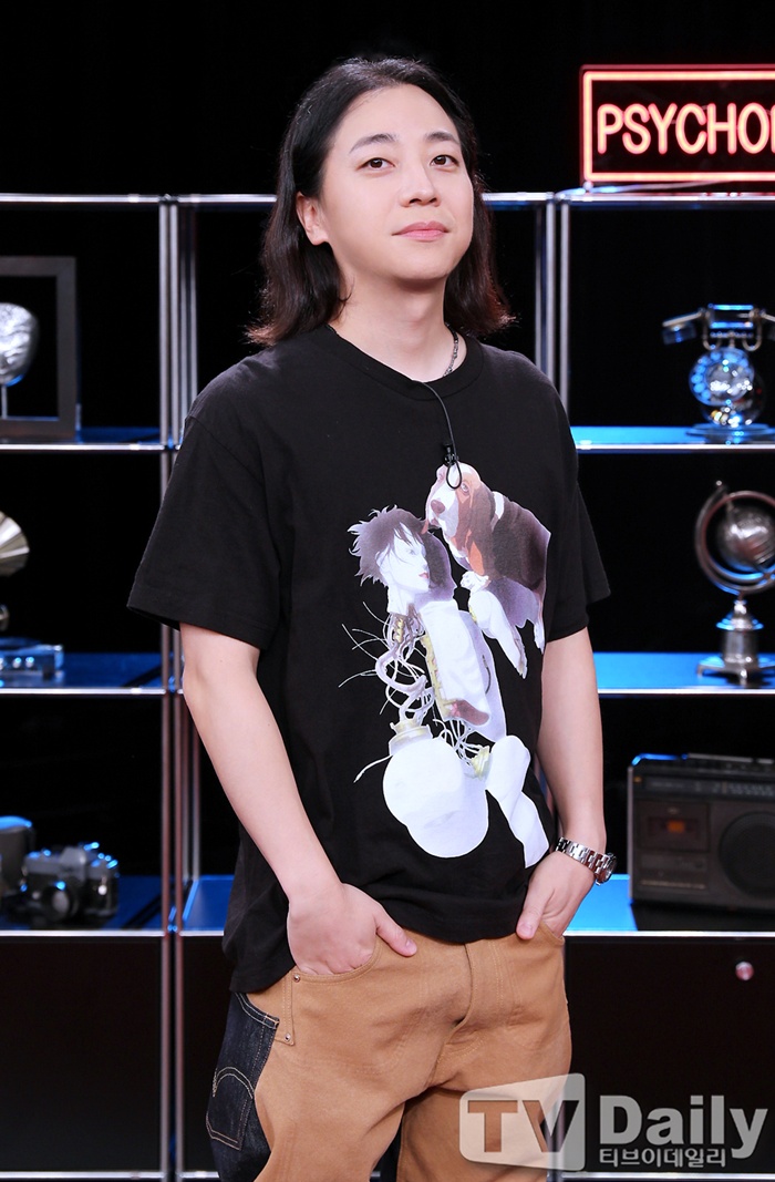 넉살