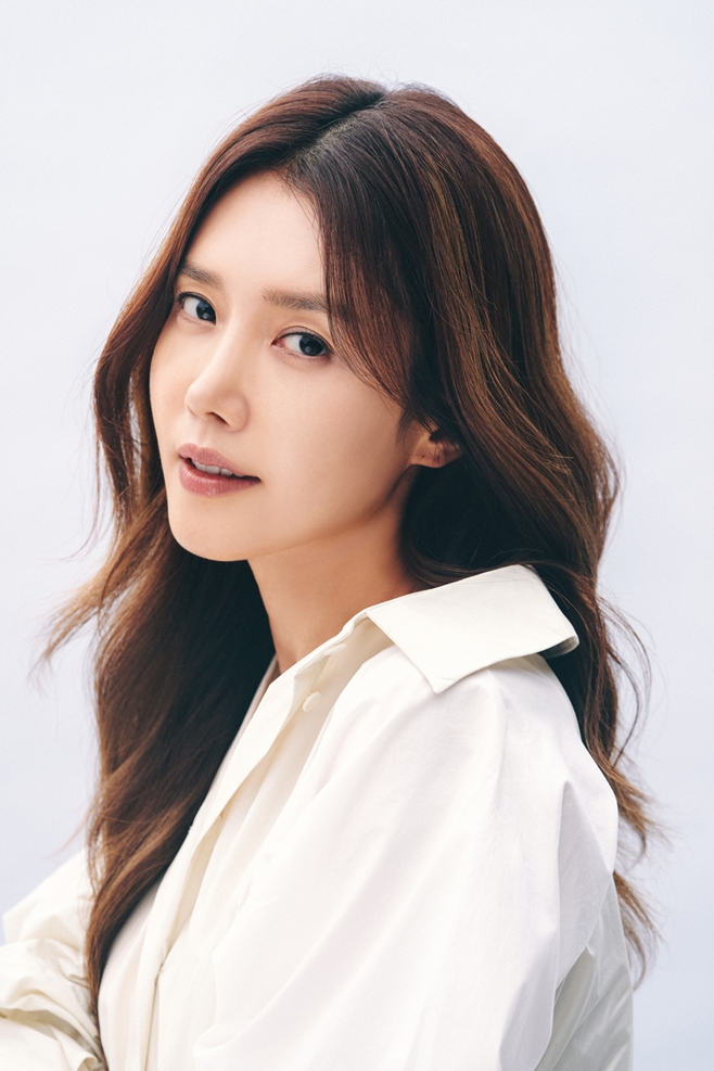 배우 채정안