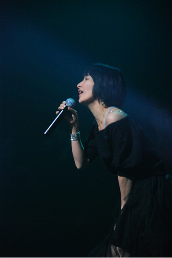 가수 김정은