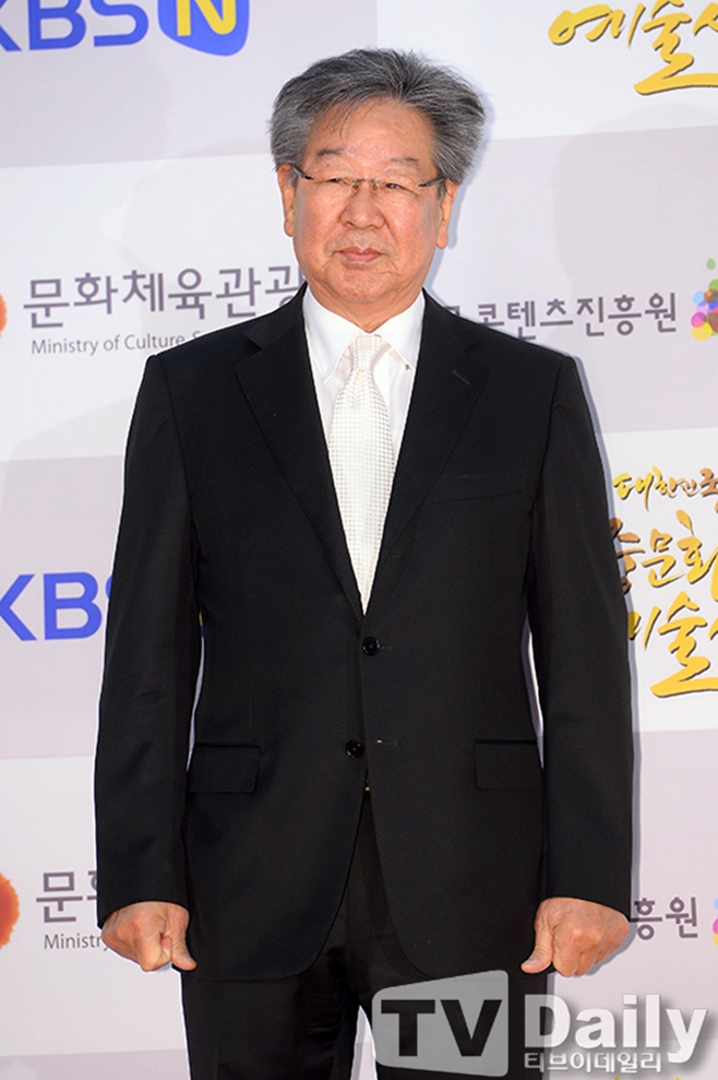 배우 고 최불암